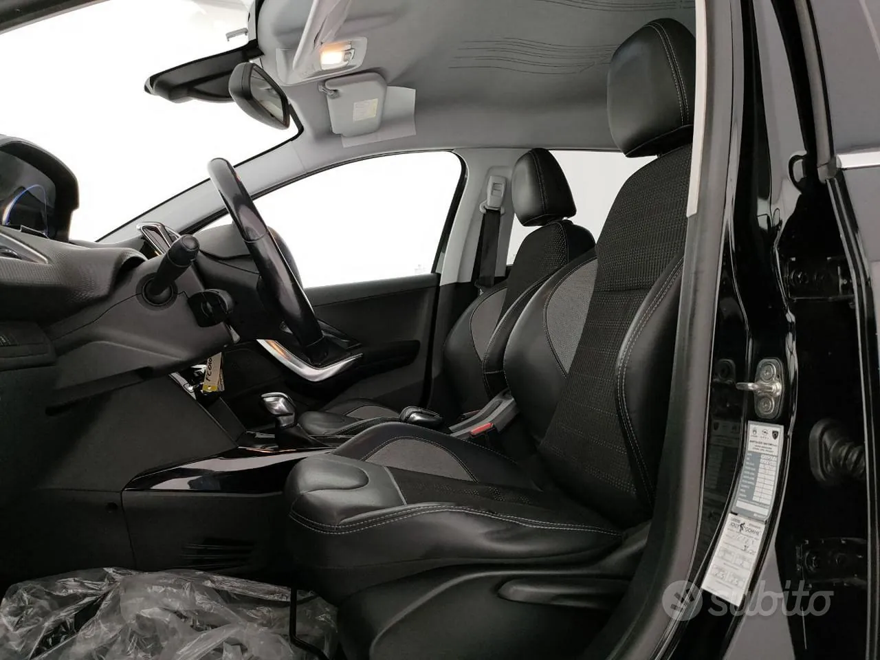 Peugeot 2008 2016 photo 5