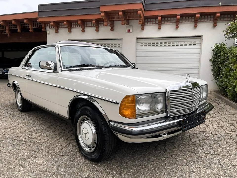 Mercedes-Benz 230 Ce