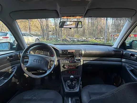 Audi A4 1997 photo 5