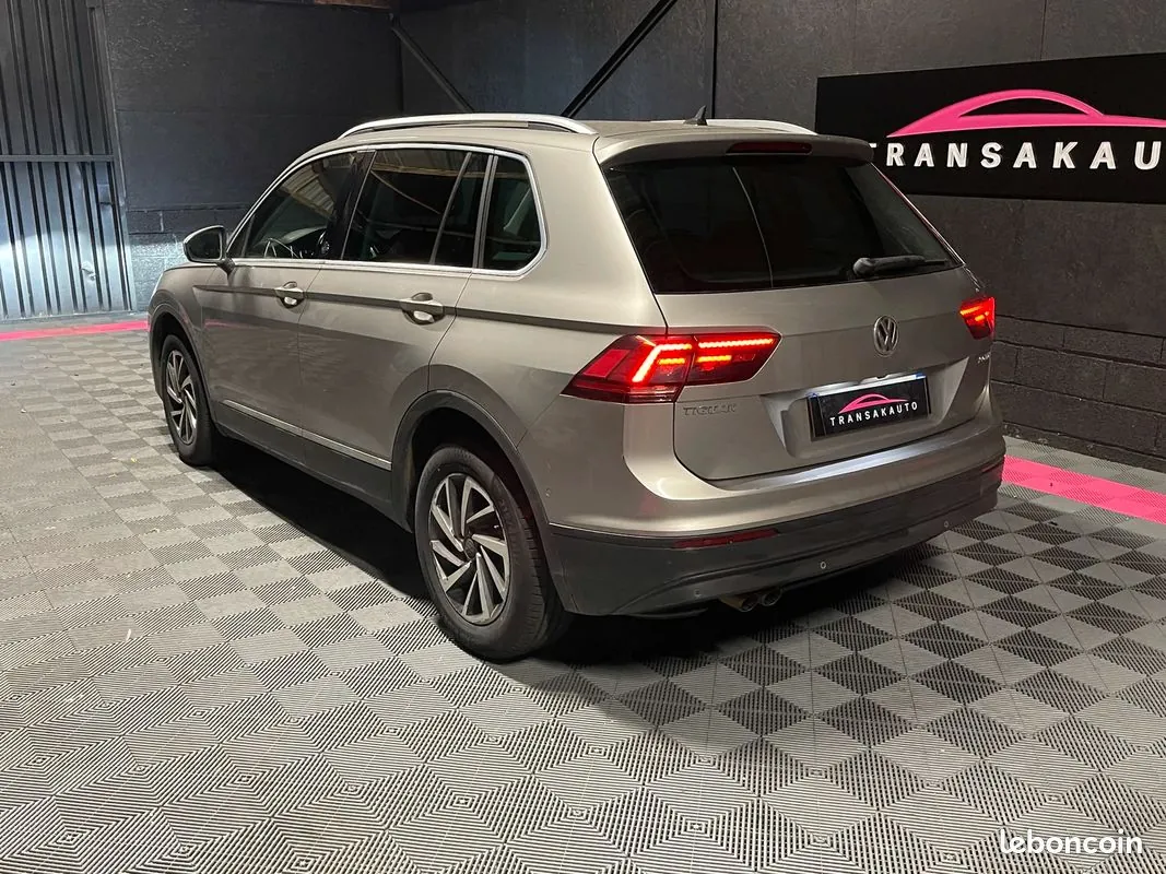 Volkswagen Tiguan 2018 photo 2