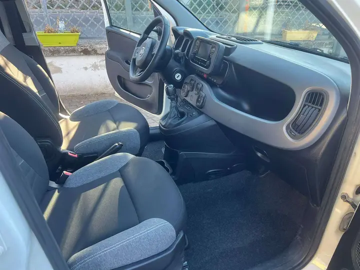 Fiat Panda 2024 photo 5