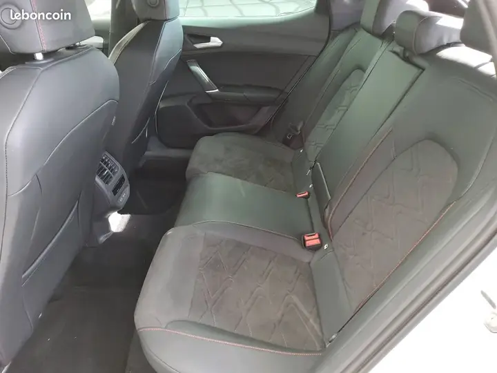 Seat Leon 2023 photo 4