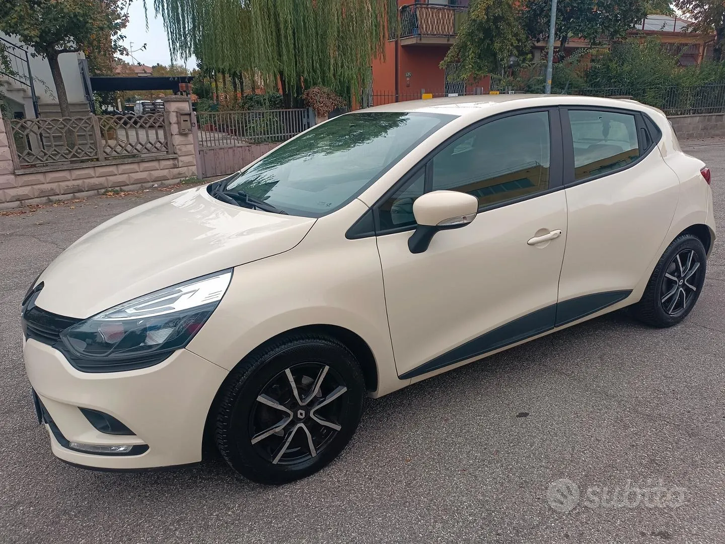 Renault Clio 2018 photo 4