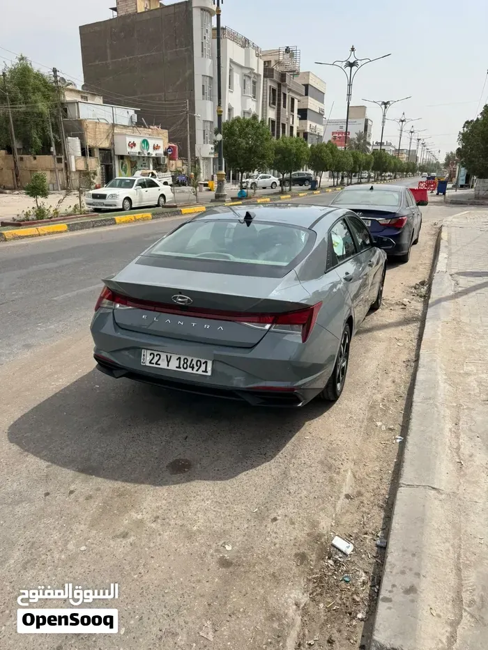 Hyundai Elantra 2023 photo 3