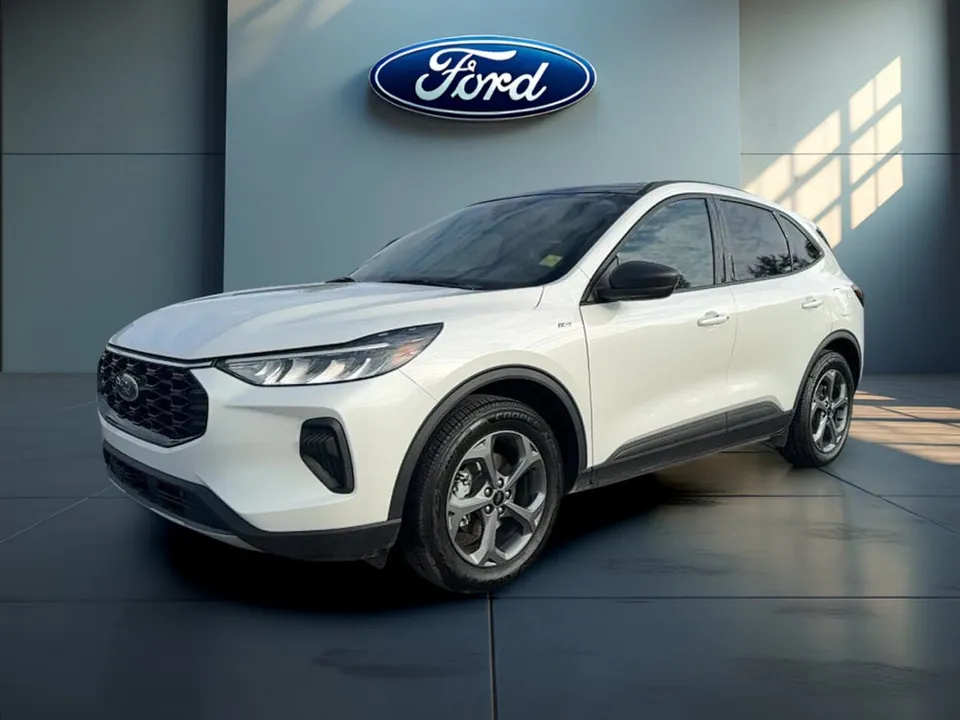 Ford Escape 2025 photo 2