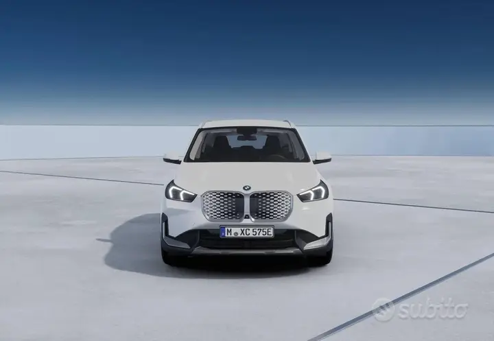 BMW X1 photo 3