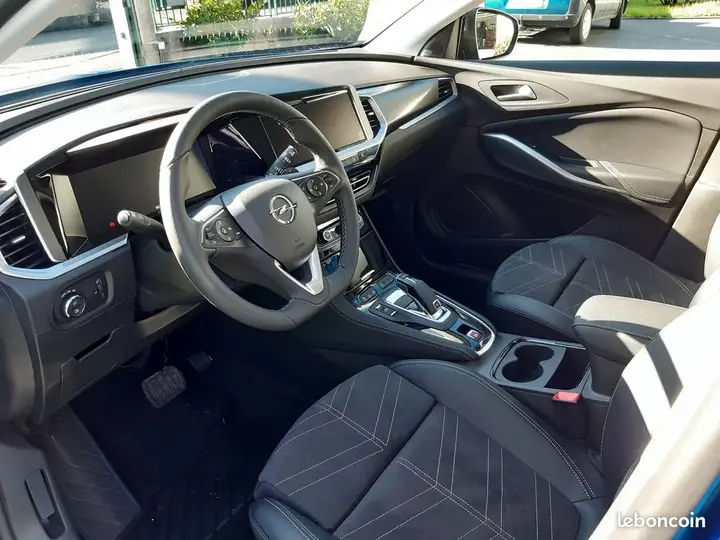 Opel Grandland 2022 photo 3