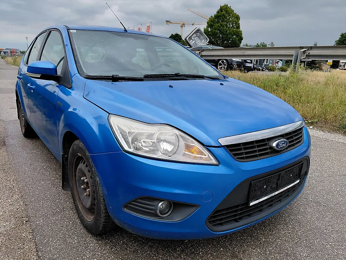 Ford Focus 2009 photo 2