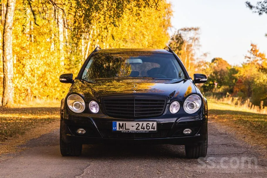 Mercedes-Benz E220
