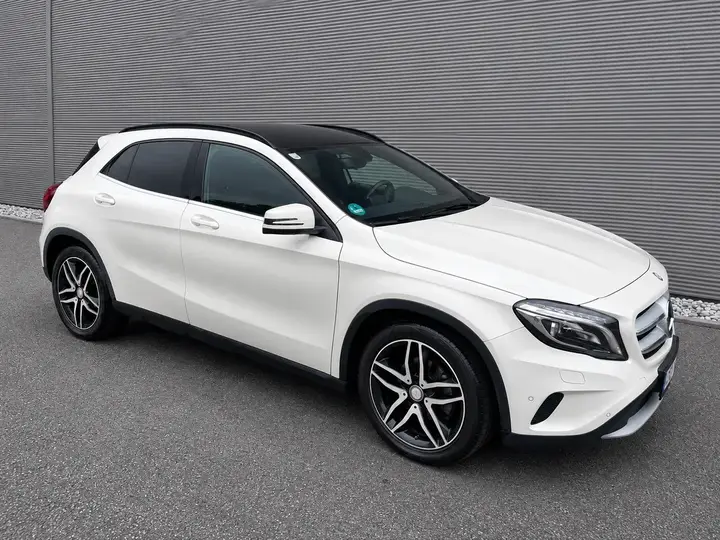 Mercedes-Benz Gla 2014 photo 3