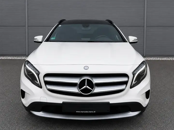 Mercedes-Benz Gla 2014 photo 2
