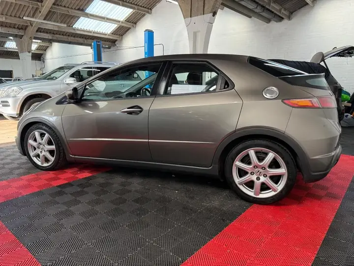 Honda Civic 2008 photo 5