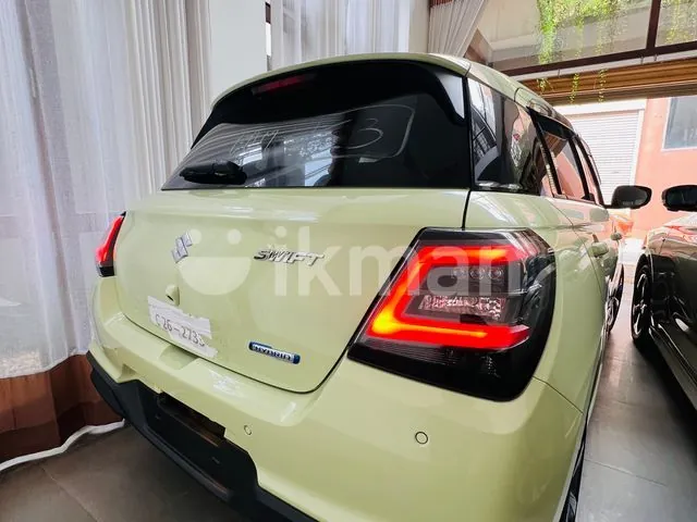 Suzuki Swift 2024 photo 5