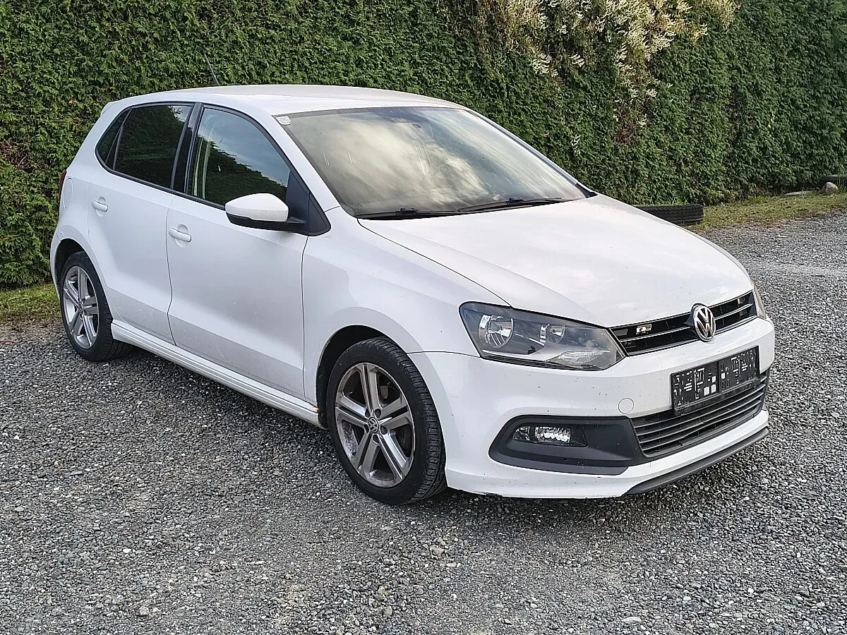 Volkswagen Polo 2012 photo 3