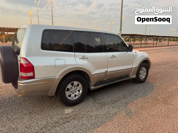 Mitsubishi Pajero 2007 photo 2