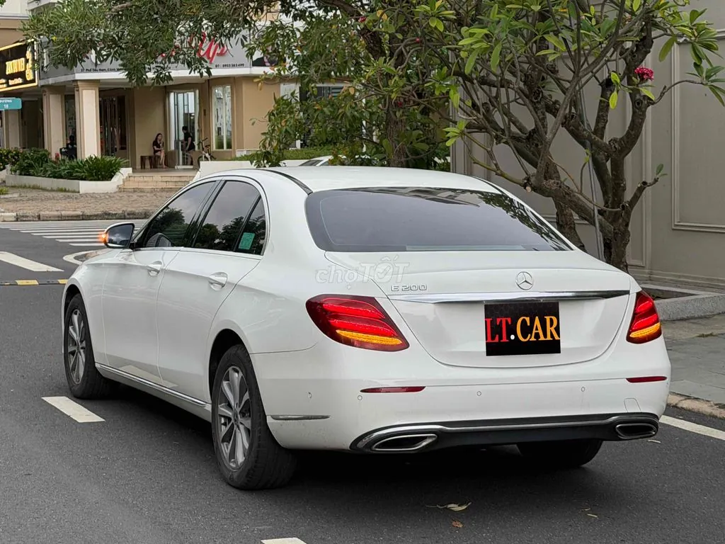 Mercedes-Benz E-Class 2020 photo 3