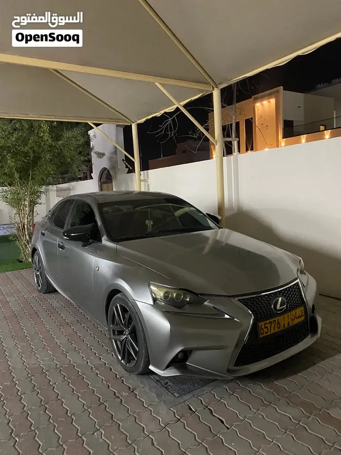 Lexus Is 2014 photo 2