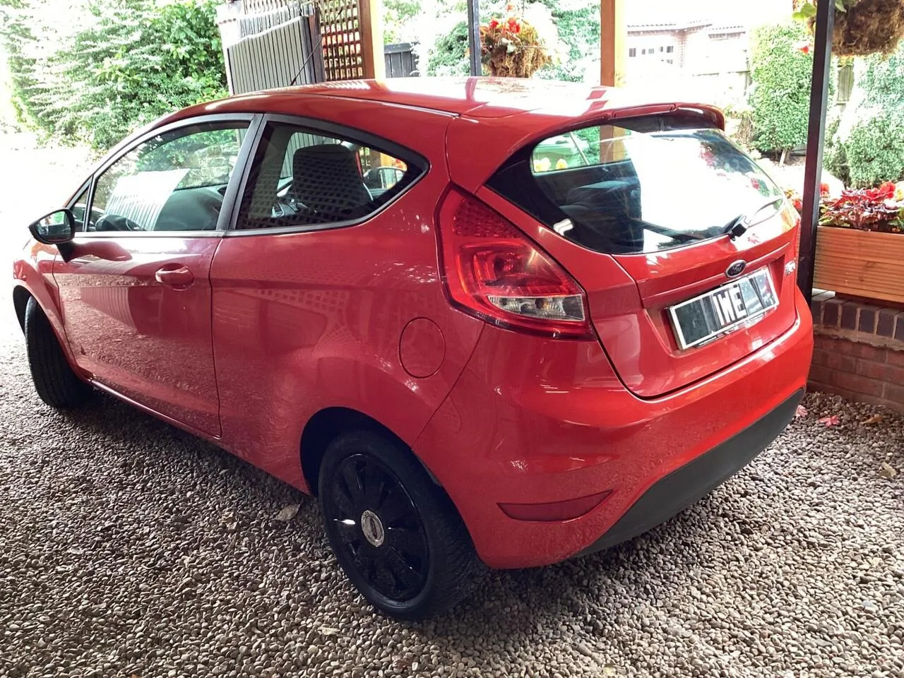 Ford Fiesta 2010 photo 3