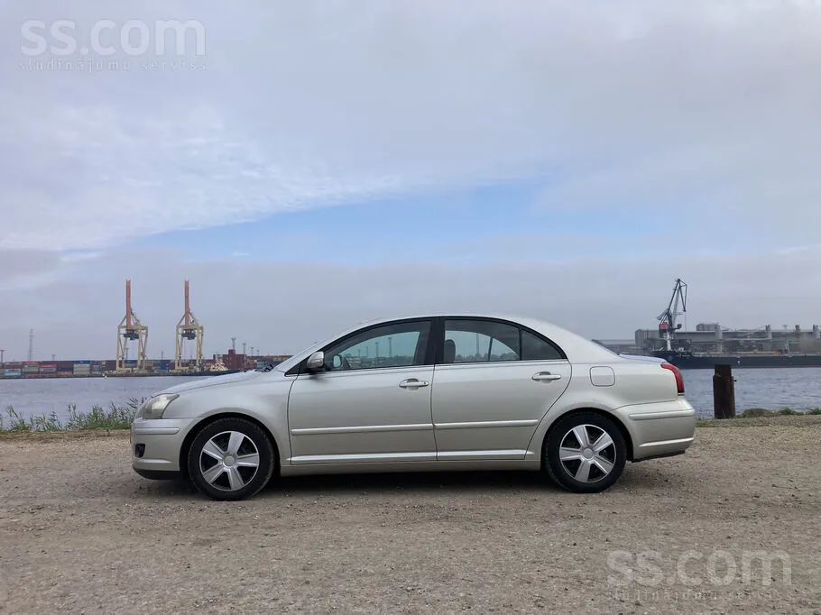 Toyota Avensis 2008 photo 3