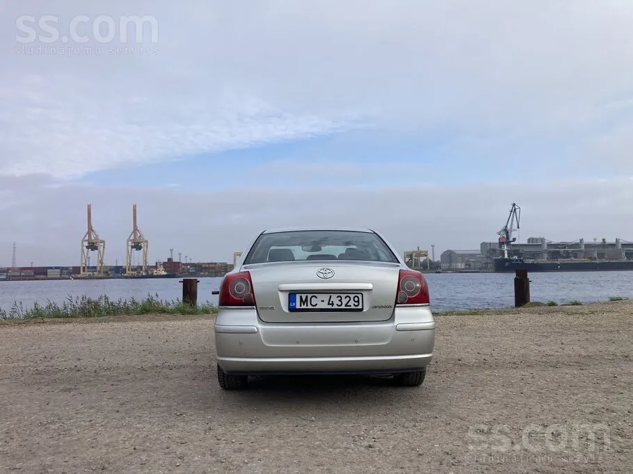 Toyota Avensis 2008 photo 4