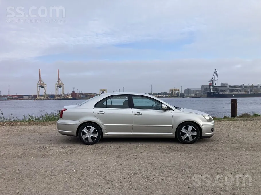 Toyota Avensis 2008 photo 5
