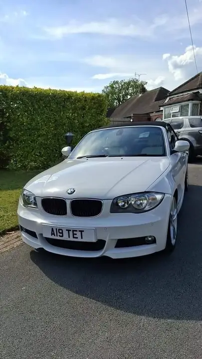 BMW 1 Series 2009 photo 3