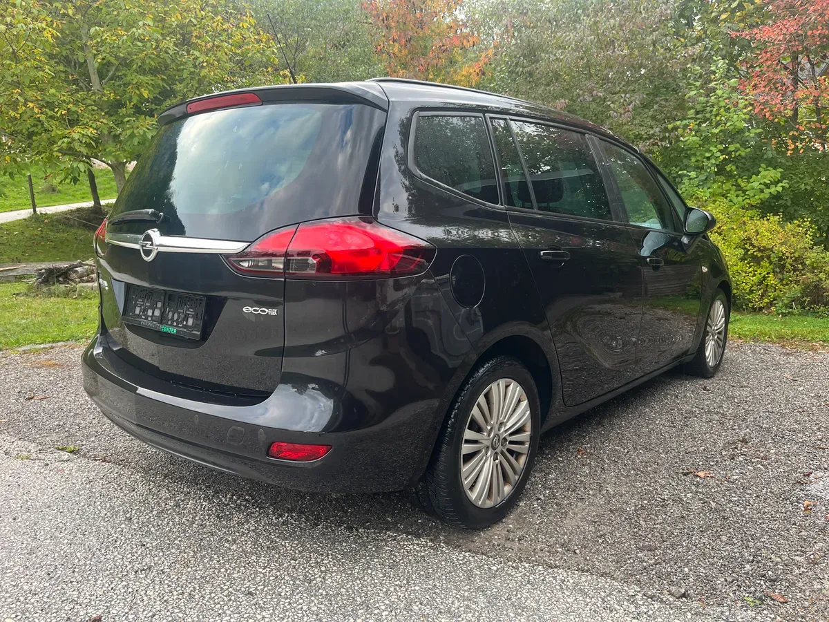 Opel Zafira Tourer 2015 photo 2