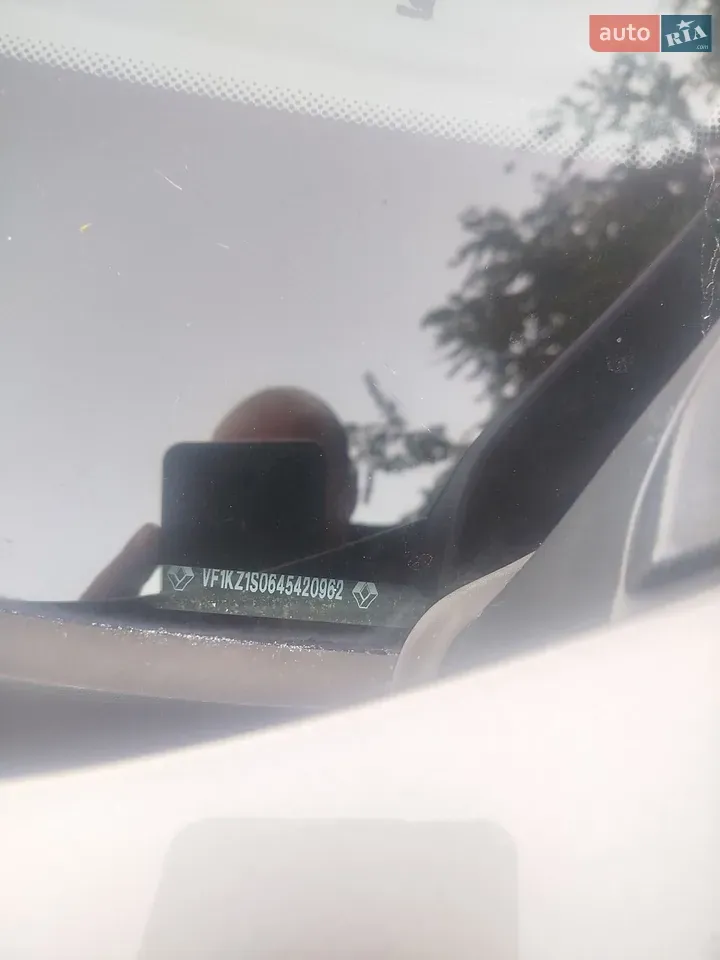 Renault Megane 2011 photo 4