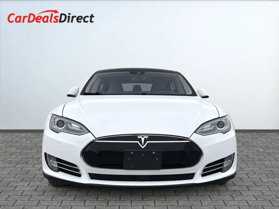 Tesla Model S 2015 photo 2