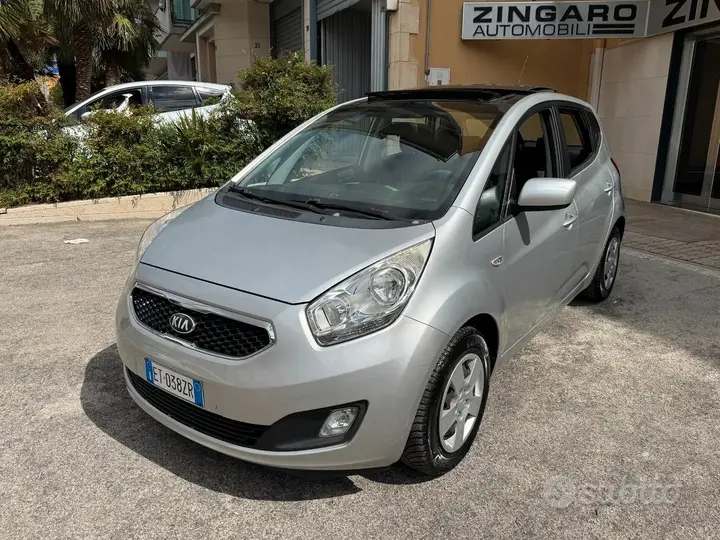 Kia Venga 2014 photo 3