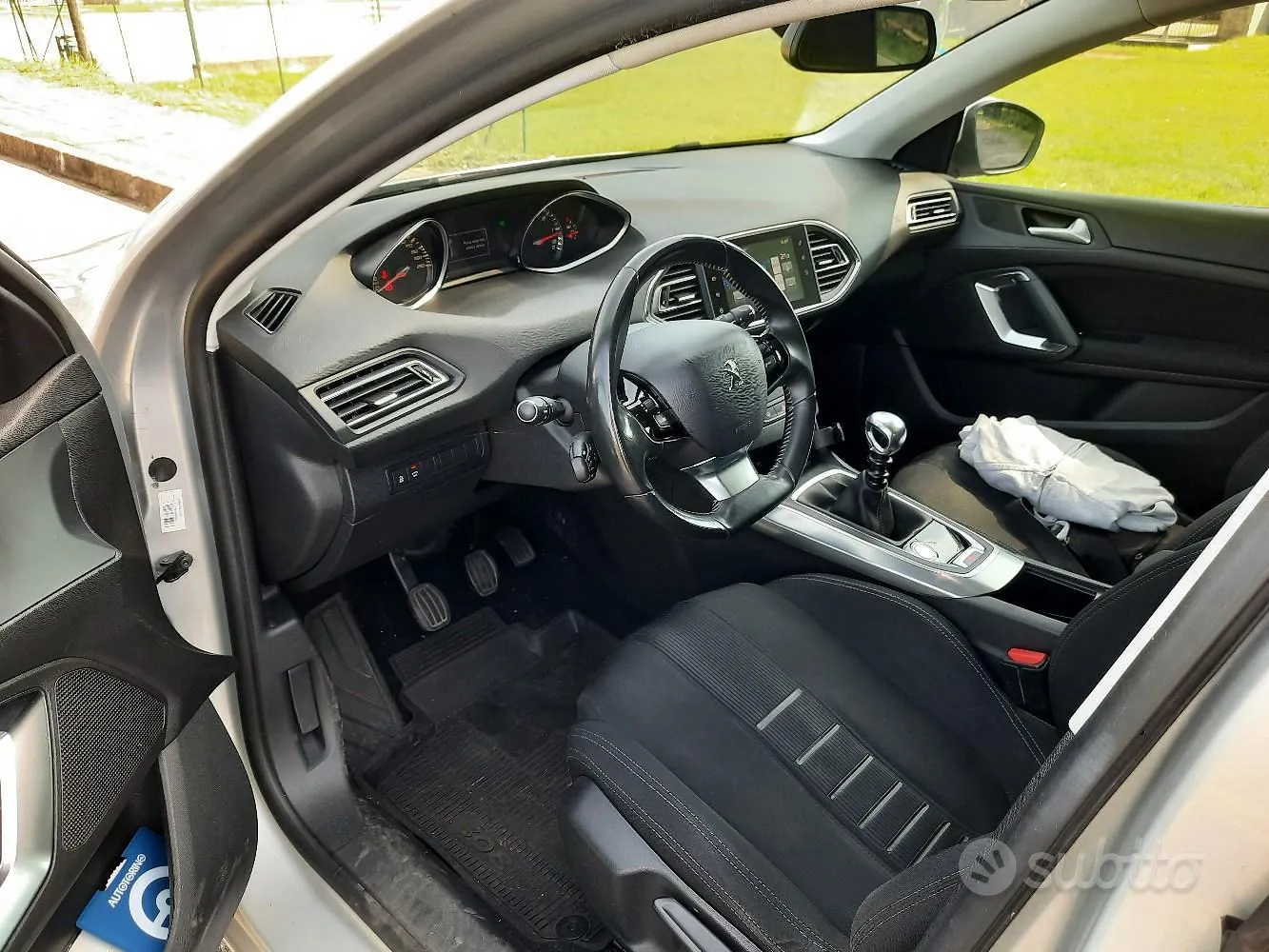 Peugeot 308 2014 photo 4