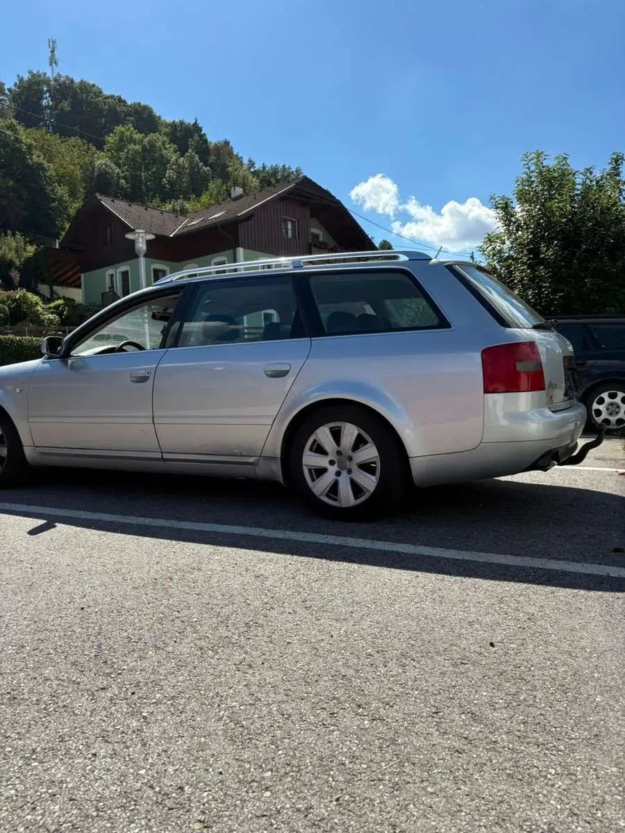 Audi A6 2004 photo 3