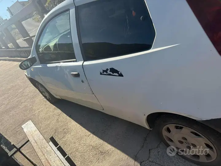 Fiat Punto 2006 photo 4