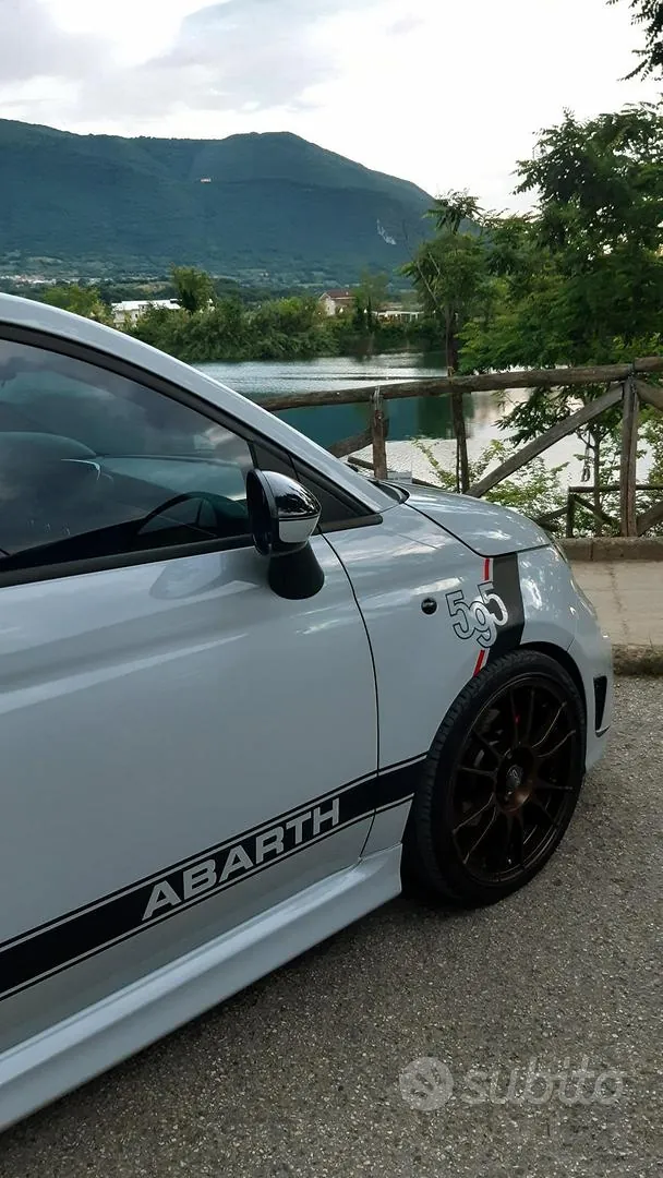 Abarth 500 2017 photo 2