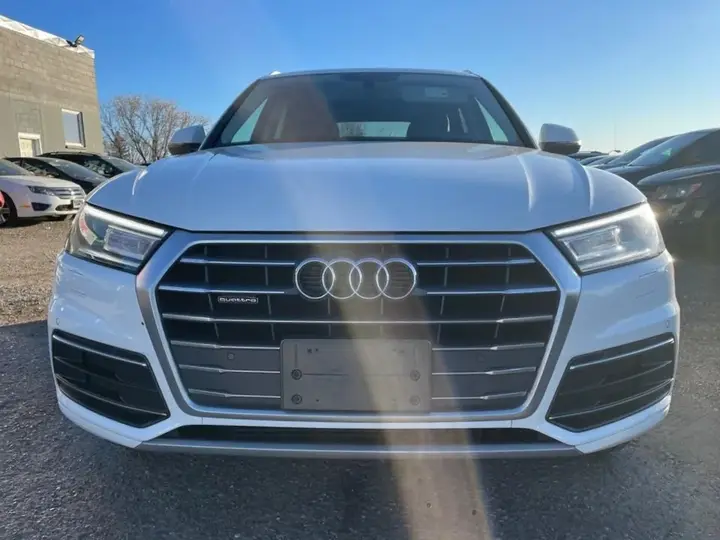 Audi Q5 2018 photo 2