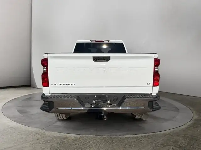 Chevrolet Silverado 2500Hd 2026 photo 5