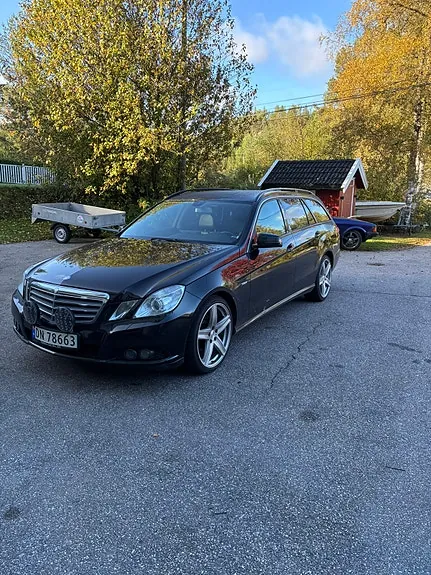 Mercedes-Benz E220 D 2011 photo 2