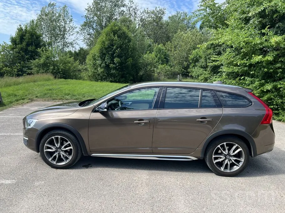 Volvo V60 2017 photo 5