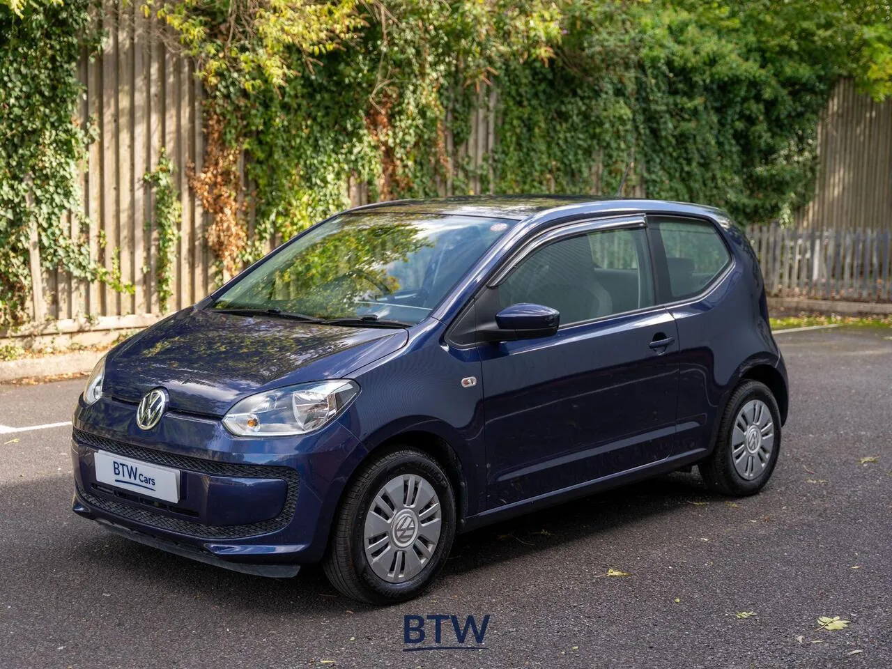 Volkswagen Up 2016 photo 3