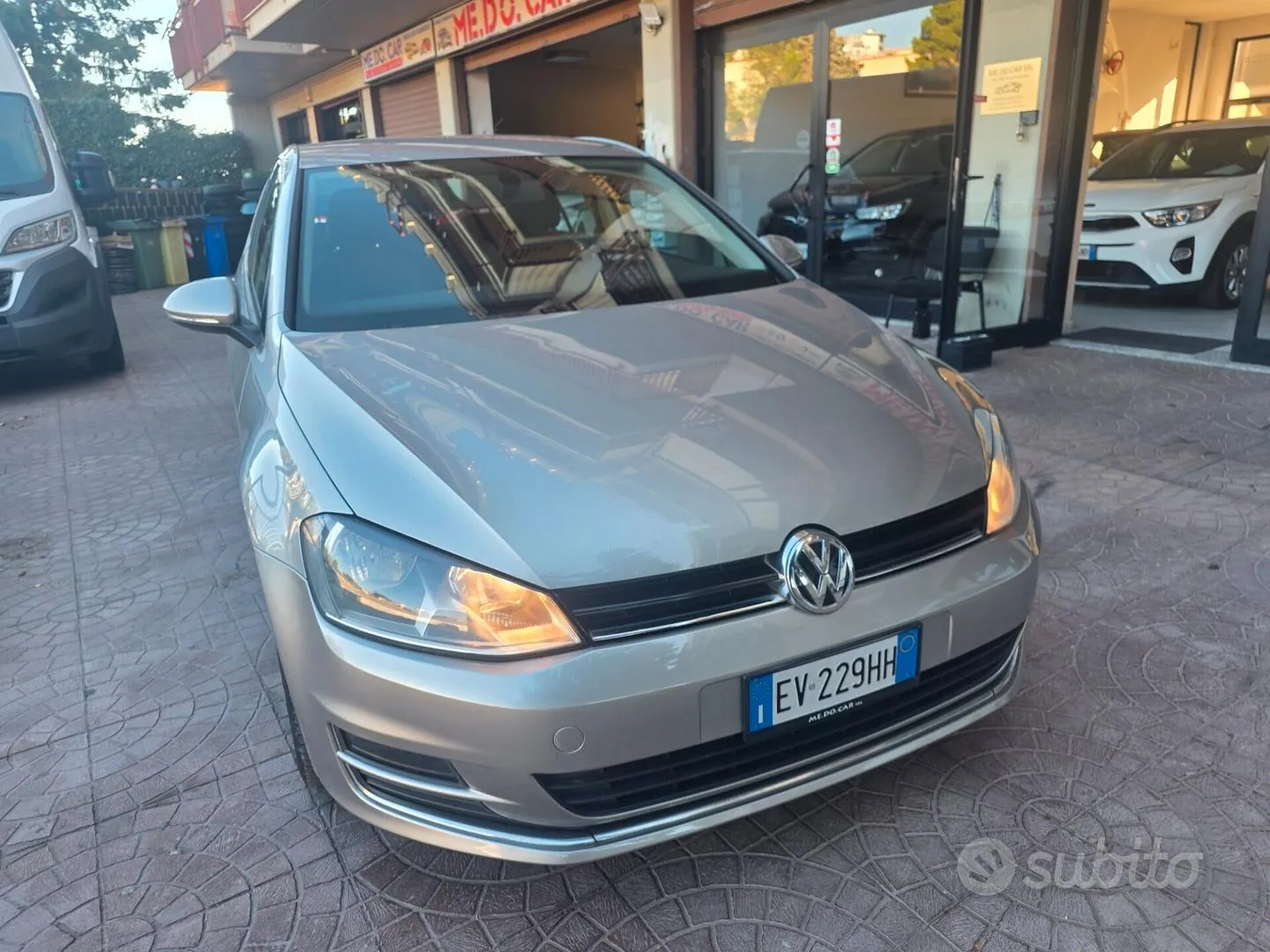 Volkswagen Golf 2014 photo 2