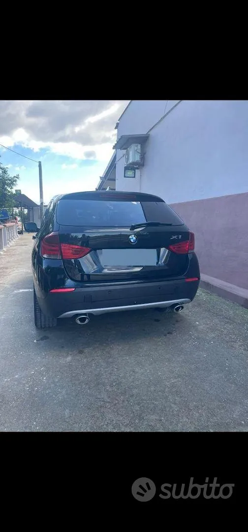 BMW X1 2011 photo 2
