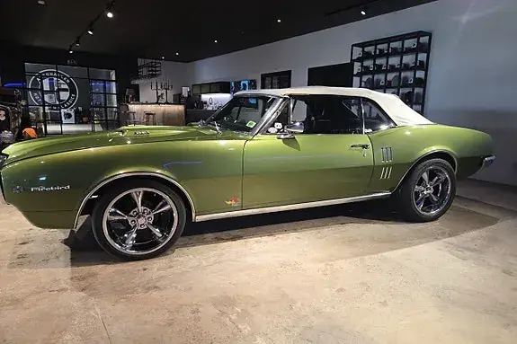 Pontiac Firebird 1967 photo 2