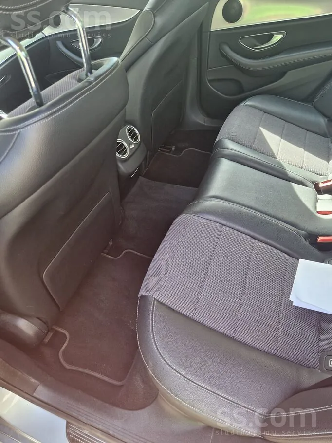 Mercedes-Benz E200 2017 photo 5