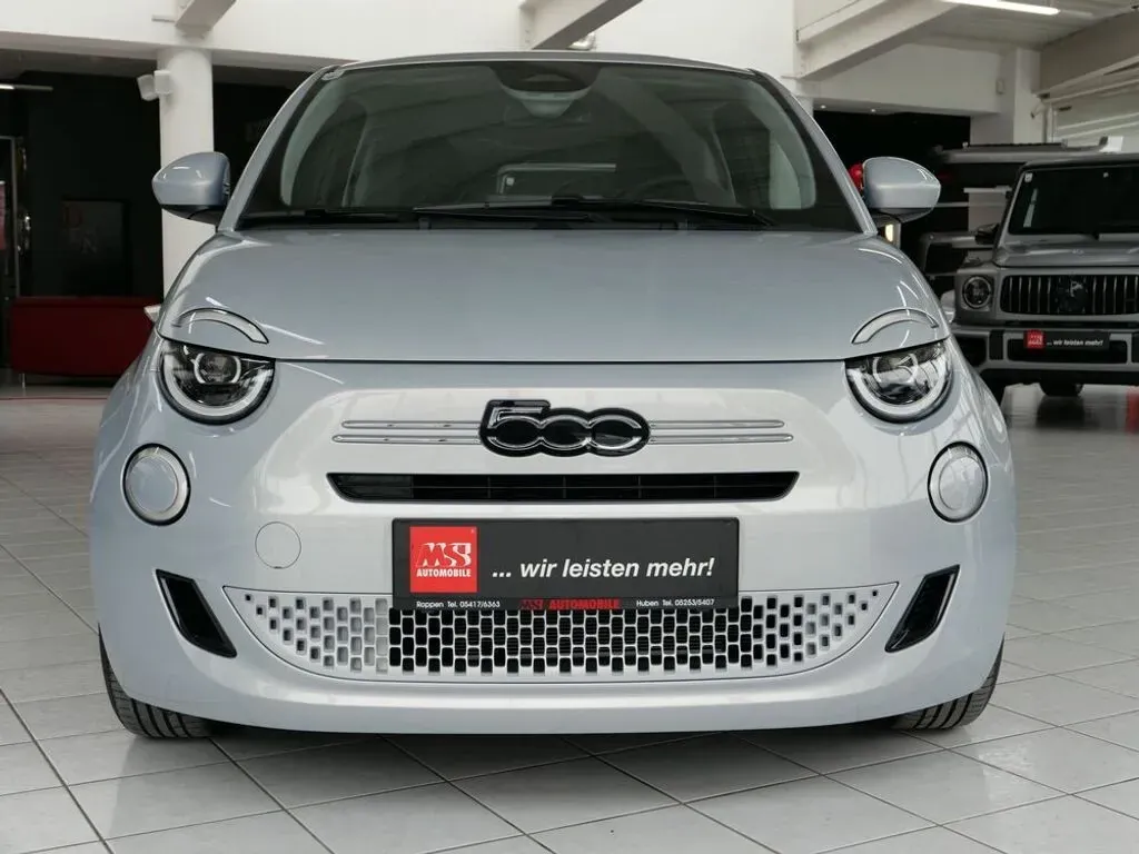 Fiat 500 2025 photo 2