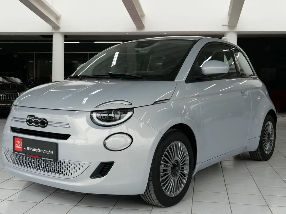 Fiat 500 2025 photo 3