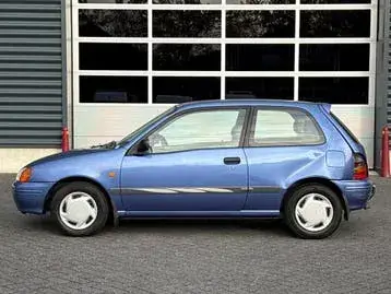 Toyota Starlet 1997 photo 2