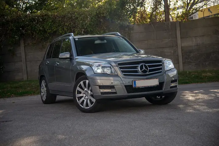 Mercedes-Benz Glk Class 2012 photo 2