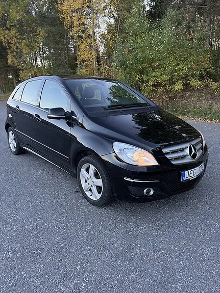 Mercedes-Benz B170