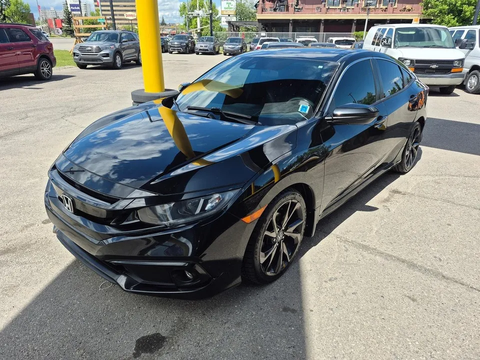 Honda Civic 2021 photo 2