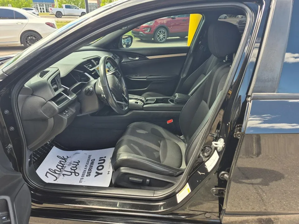 Honda Civic 2021 photo 3